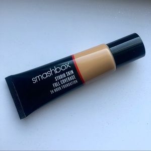 SMASHBOX STUDIO SKIN ✨ medium dark